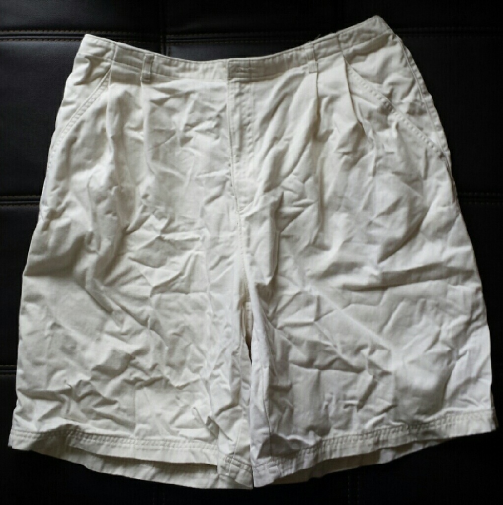 World's Most Wrinkled Shorts!